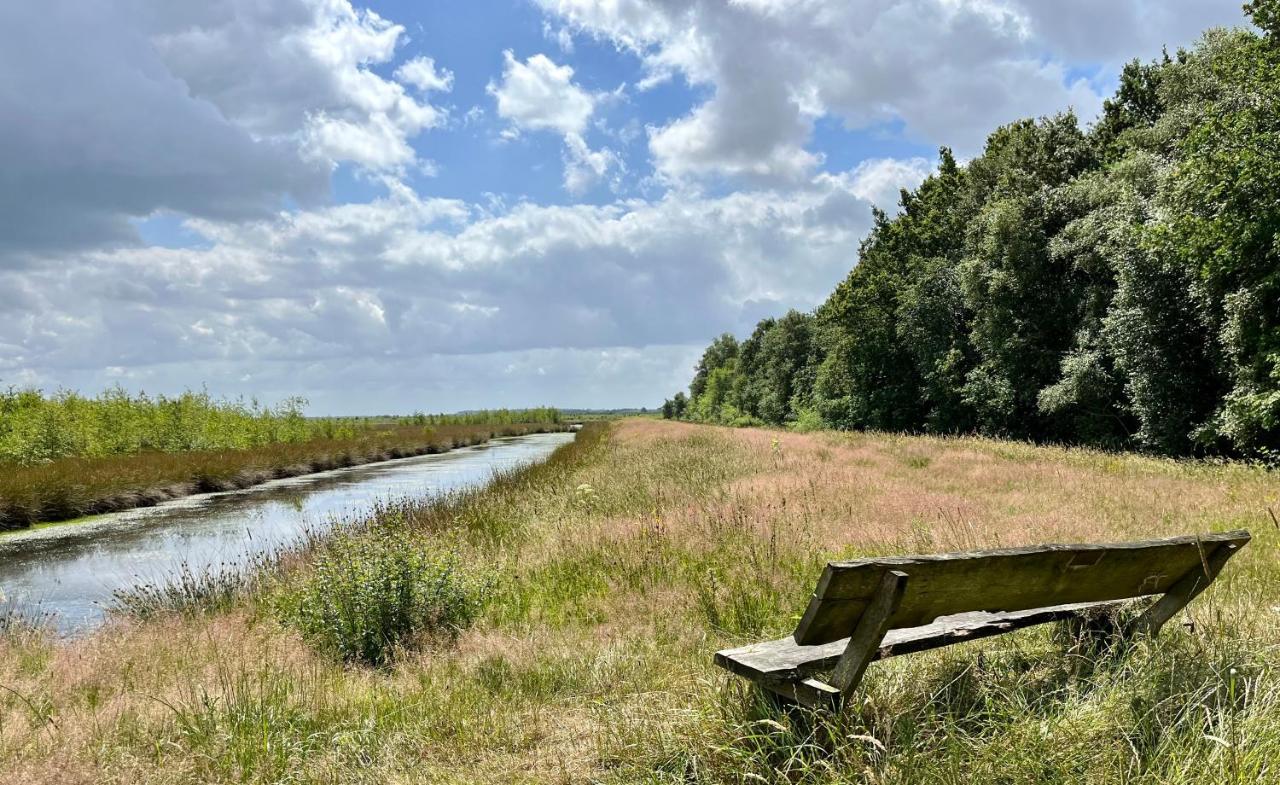 Oosterwolde  Landzicht Natuur Rust En Ruimte מראה חיצוני תמונה